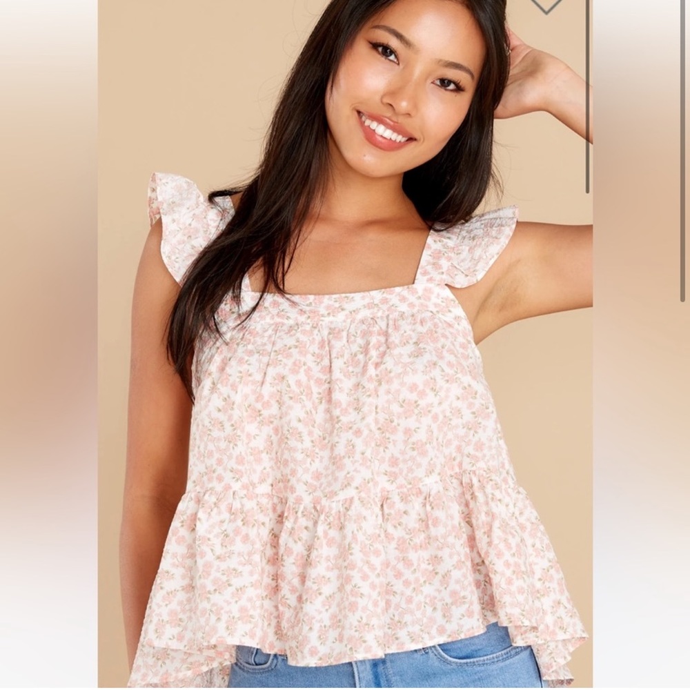 Blissful Heart Pink Floral Crop Tank Top brand new